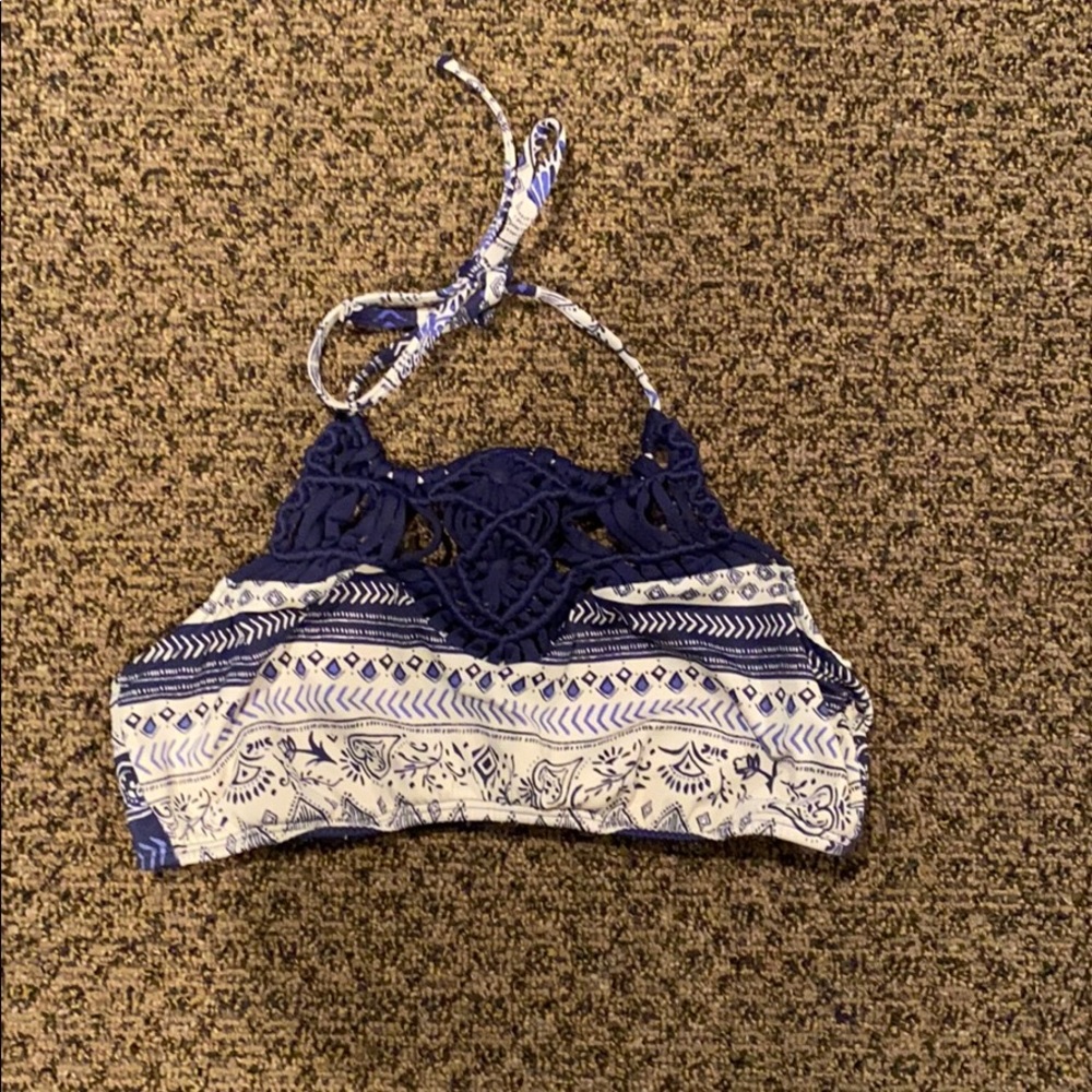 Roxy halter bikini top.